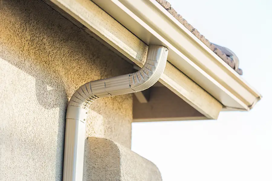 Roofing Contractor - Seamless Rain Gutter installation - Granite City, Illinois